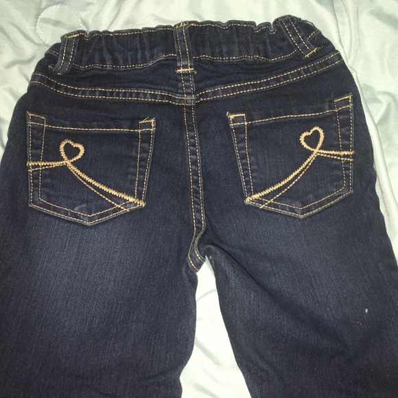 2 For $10 or 5 for $25 Bundle Sale❗️ Girls 5T Jeans by Children’s Place - Picture 4 of 5